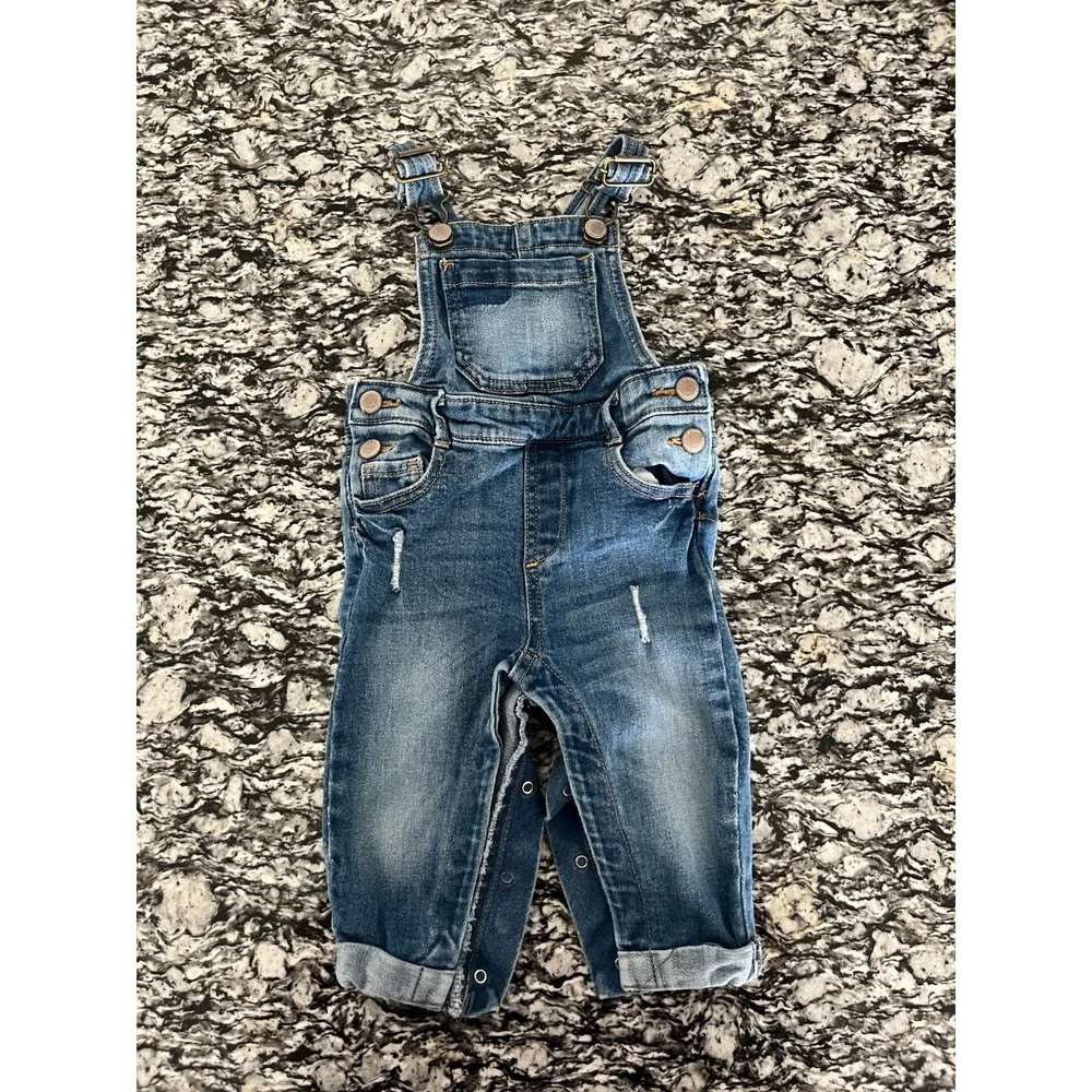 Old‎ Navy Workwear Bib Overalls Girls 12-18M Blue Denim Distressed Relaxed Fit